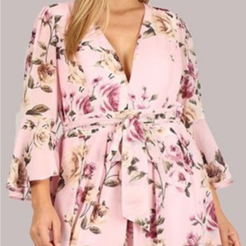 NWT BOUTIQUE_ Floral Pink chiffon 3/4 sleeve tie waist romper